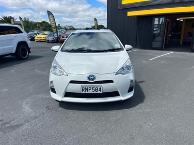 2012 Toyota Aqua - Thumbnail