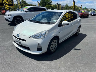 2012 Toyota Aqua - Thumbnail