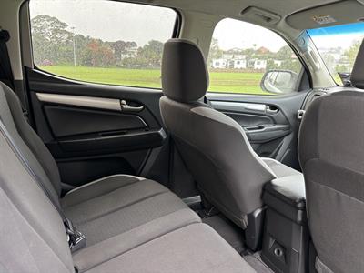 2019 Holden Colorado - Thumbnail