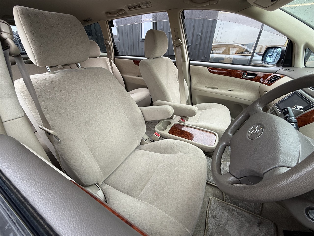 2006 Toyota Ipsum