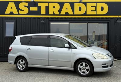 2006 Toyota Ipsum - Thumbnail