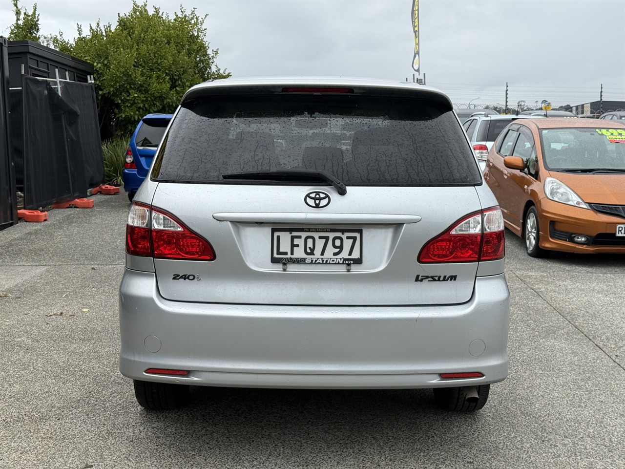 2006 Toyota Ipsum