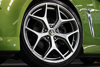 2016 Holden Commodore - Thumbnail