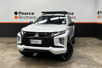 2021 Mitsubishi Triton - Thumbnail