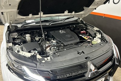 2021 Mitsubishi Triton - Thumbnail