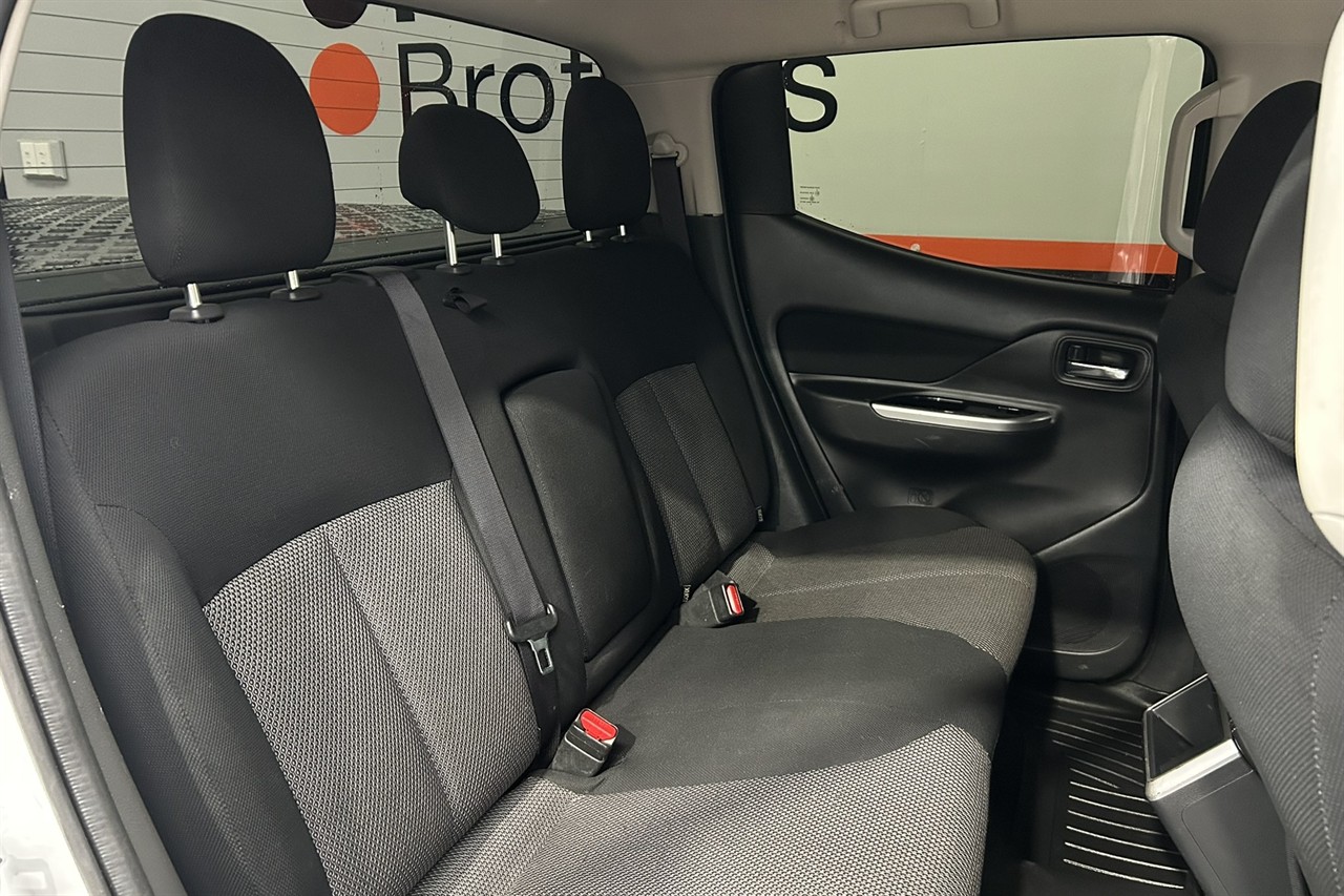 2021 Mitsubishi Triton