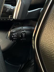 2023 Peugeot Partner - Thumbnail