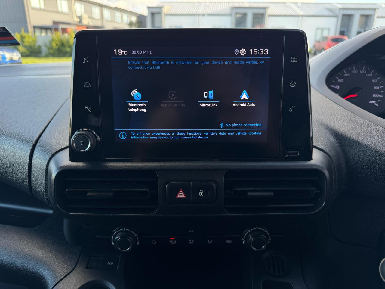 2023 Peugeot Partner