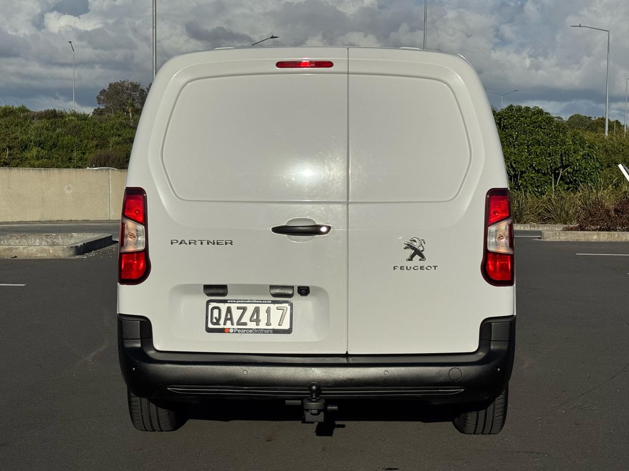 2023 Peugeot Partner
