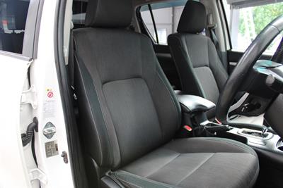 2019 Toyota Hilux - Thumbnail