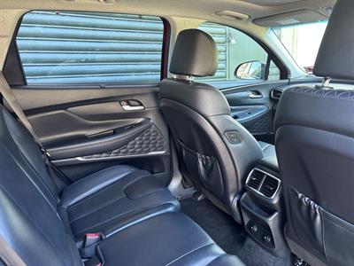 2020 Hyundai SANTA FE - Thumbnail