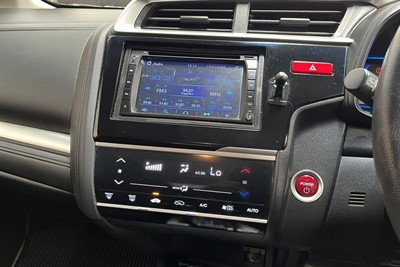 2014 Honda FIT - Thumbnail