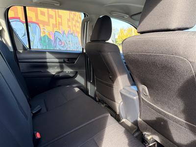2020 Toyota Hilux - Thumbnail