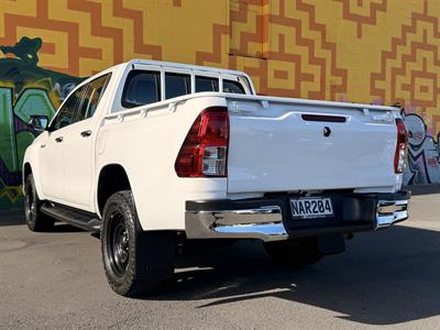 2020 Toyota Hilux - Thumbnail