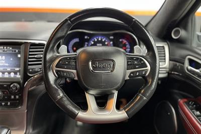 2017 Jeep Grand Cherokee - Thumbnail