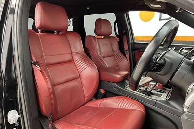 2017 Jeep Grand Cherokee - Thumbnail