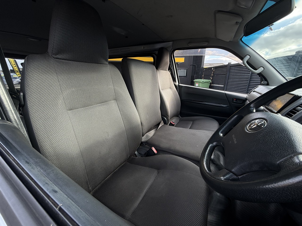2010 Toyota REGIUS