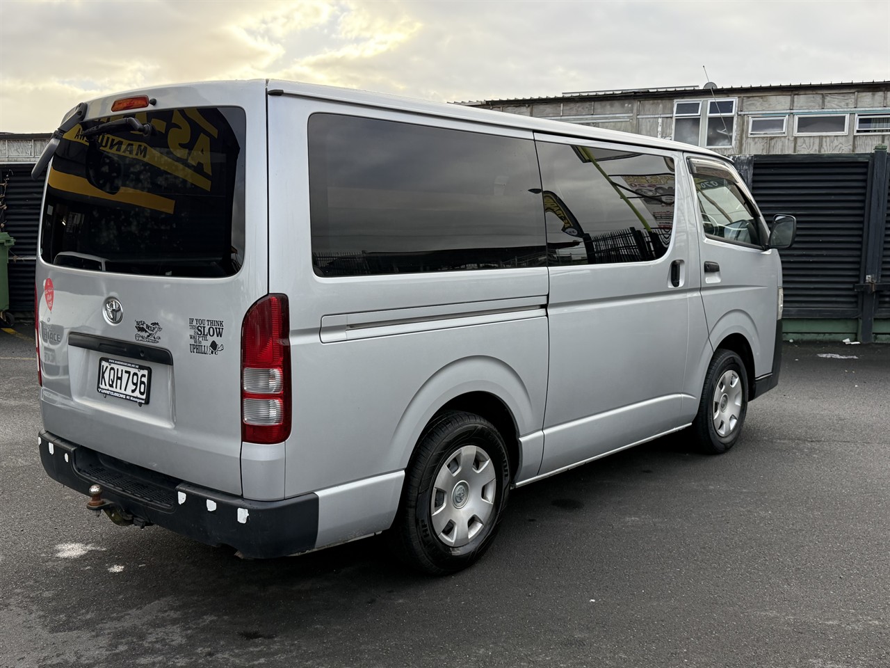 2010 Toyota REGIUS