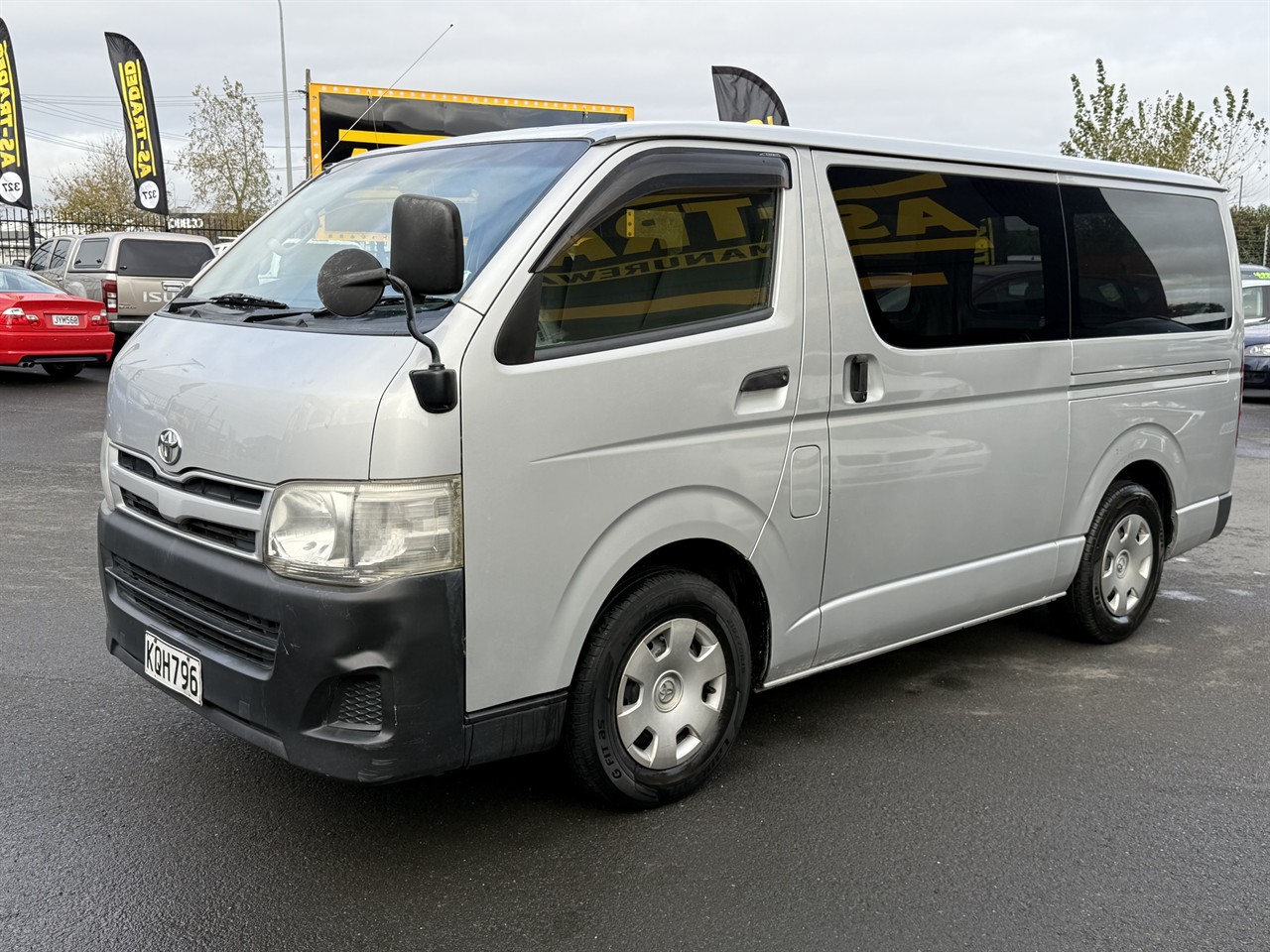 2010 Toyota REGIUS