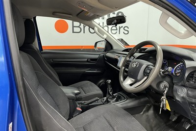 2017 Toyota Hilux - Thumbnail