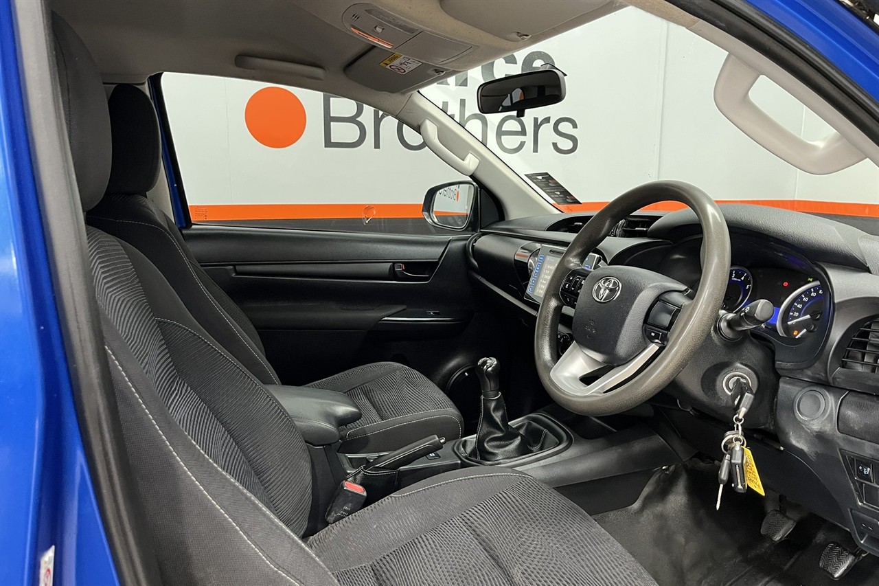 2017 Toyota Hilux