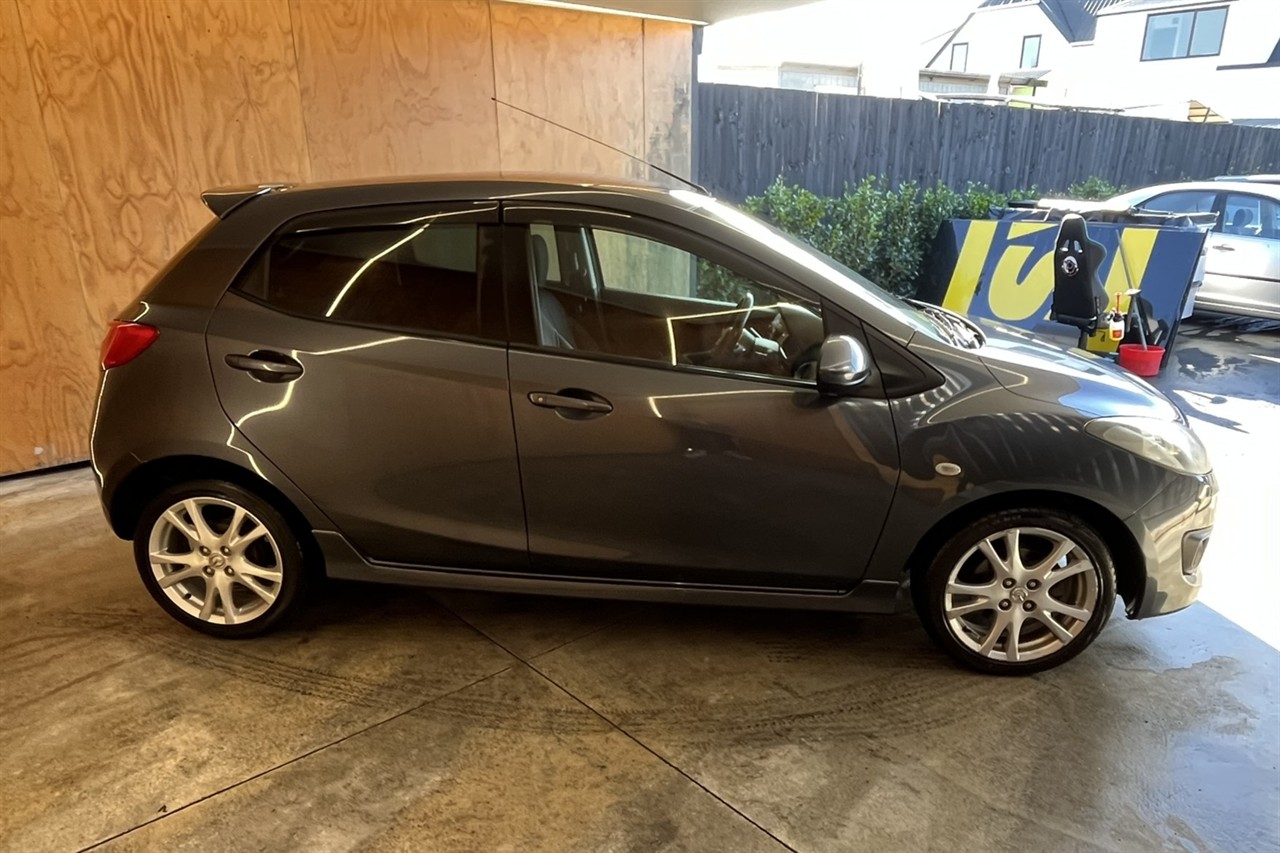 2007 Mazda Demio
