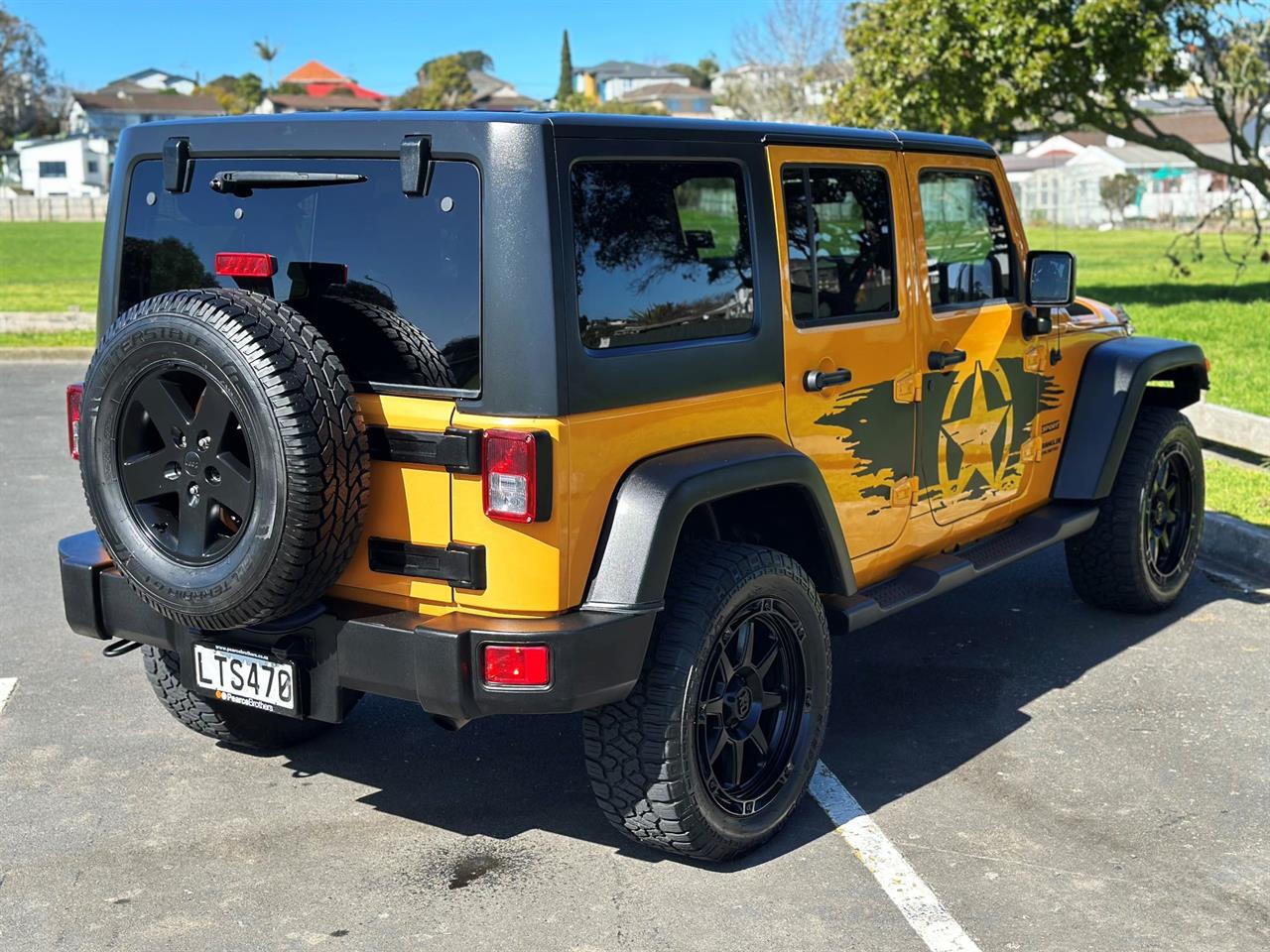 2012 Jeep WRANGLER