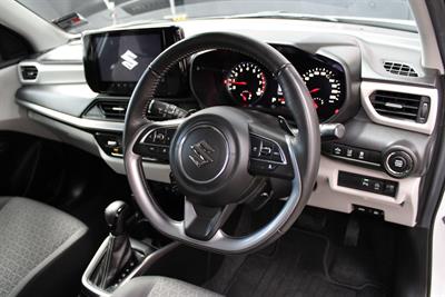 2024 Suzuki Swift - Thumbnail