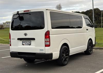 2019 Toyota Hiace - Thumbnail