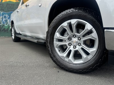 2024 Chevrolet Silverado - Thumbnail