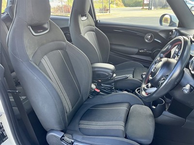 2019 Mini COOPER - Thumbnail