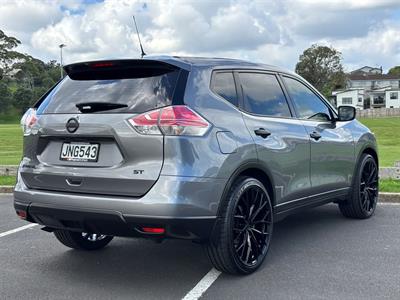 2015 Nissan X-Trail - Thumbnail