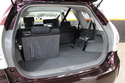 2013 Toyota PRIUS - Thumbnail