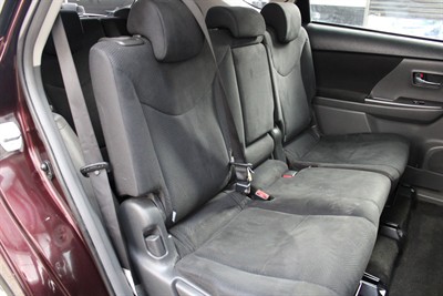 2013 Toyota PRIUS - Thumbnail