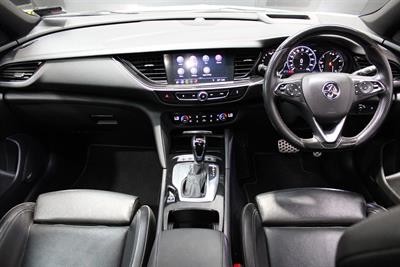 2019 Holden Commodore - Thumbnail