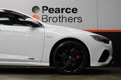 2019 Holden Commodore - Thumbnail