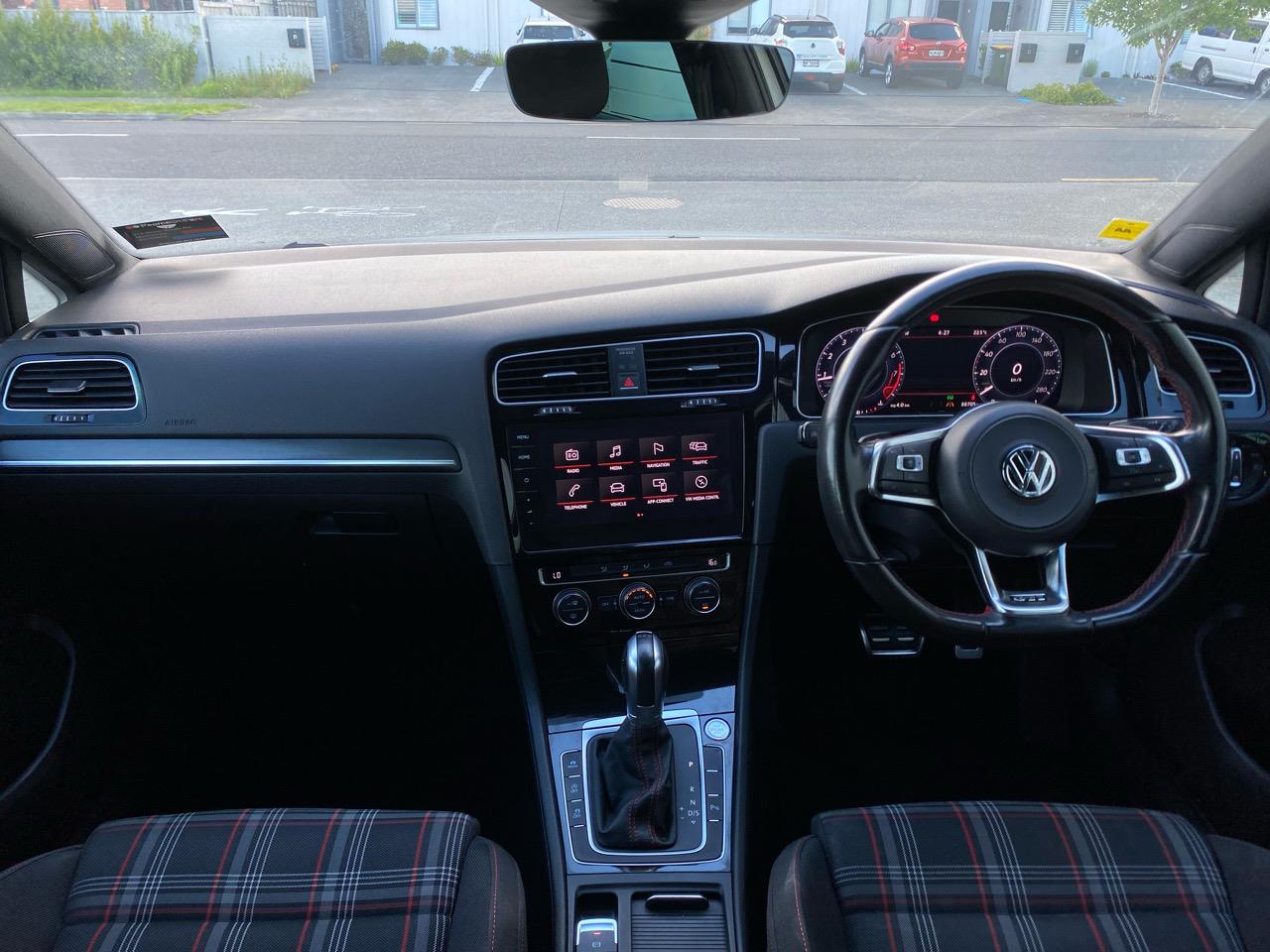 2017 Volkswagen Golf