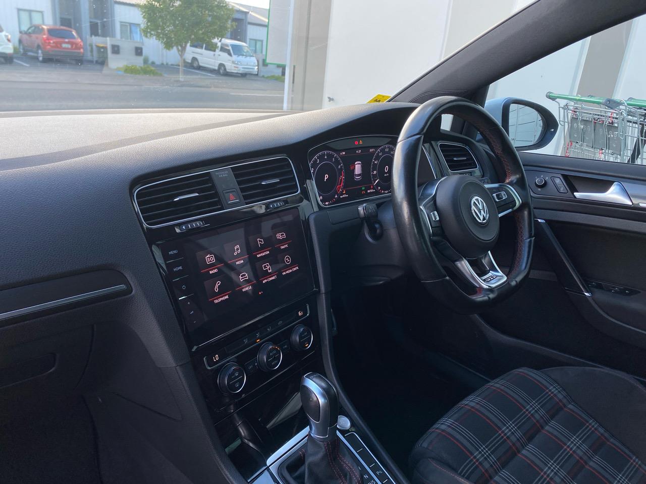 2017 Volkswagen Golf