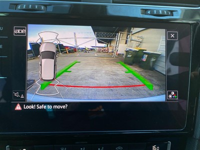 2017 Volkswagen Golf - Thumbnail