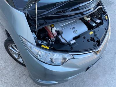 2007 Toyota Estima - Thumbnail