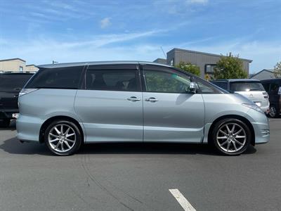 2007 Toyota Estima - Thumbnail