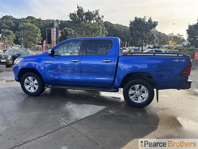 2017 Toyota Hilux - Thumbnail
