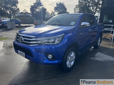2017 Toyota Hilux - Thumbnail