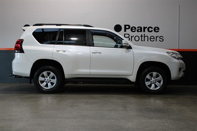 2018 Toyota Landcruiser Prado - Thumbnail