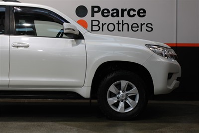 2018 Toyota Landcruiser Prado - Thumbnail