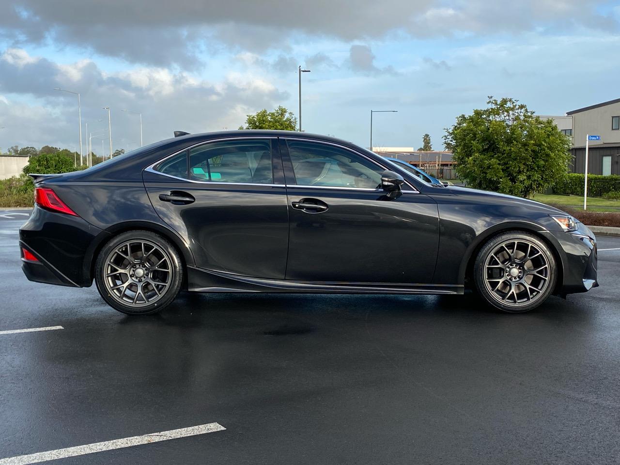 2018 Lexus Is200t