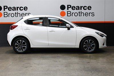 2019 Mazda Mazda2 - Thumbnail