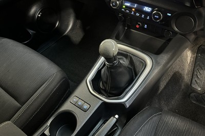 2016 Toyota Hilux - Thumbnail