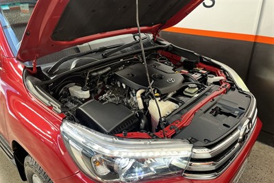 2016 Toyota Hilux - Thumbnail