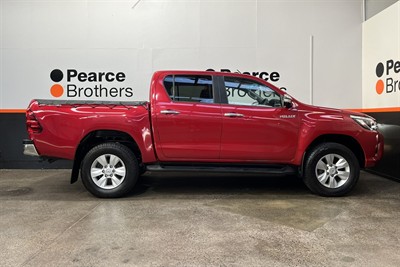 2016 Toyota Hilux - Thumbnail